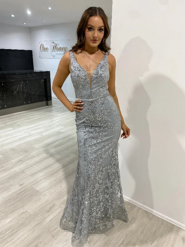 Honey Couture CAROLINE Silver Mesh Glitter Formal Gown Dress