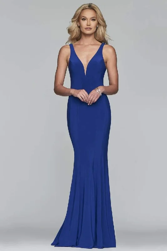 Faviana - Contoured Deep V-Neck Trumpet Dress 10223 - 1 pc Royal In Size 2 Available